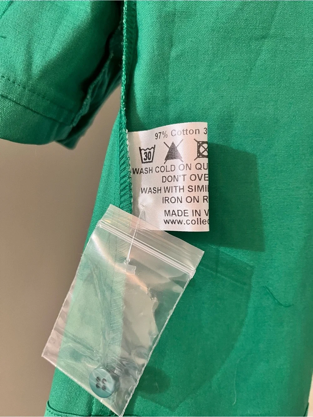 NWT Collectif London Emerald Green Vintage-Style Button Front Blouse size UK 14 - Picture 7 of 8